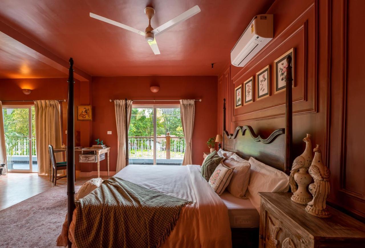 Elivaas 5 Bhk With Pvt Pool, Entertainment Room & Glass House - Bludoor Marmagao エクステリア 写真