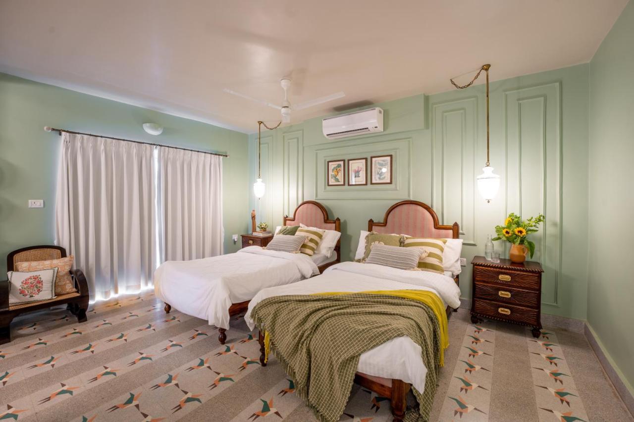 Elivaas 5 Bhk With Pvt Pool, Entertainment Room & Glass House - Bludoor Marmagao エクステリア 写真
