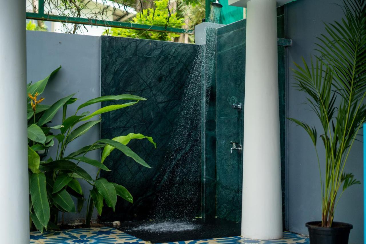 Elivaas 5 Bhk With Pvt Pool, Entertainment Room & Glass House - Bludoor Marmagao エクステリア 写真