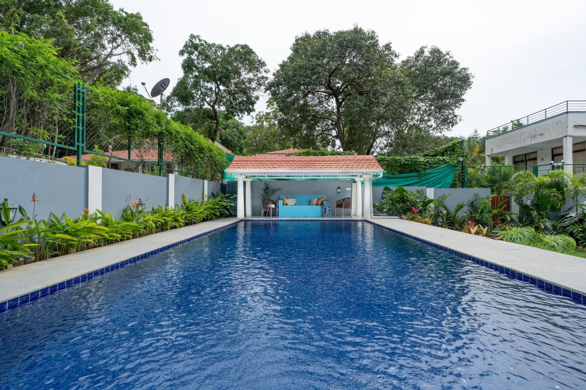 Elivaas 5 Bhk With Pvt Pool, Entertainment Room & Glass House - Bludoor Marmagao エクステリア 写真